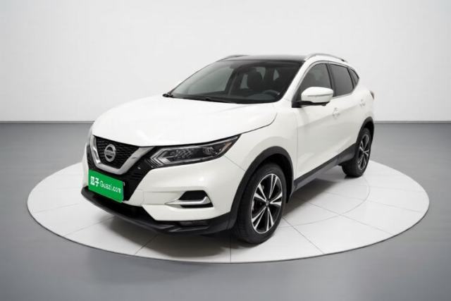 Ojetý Nissan Qashqai 2022 2.0L CVT XV Premier Luxury Edition