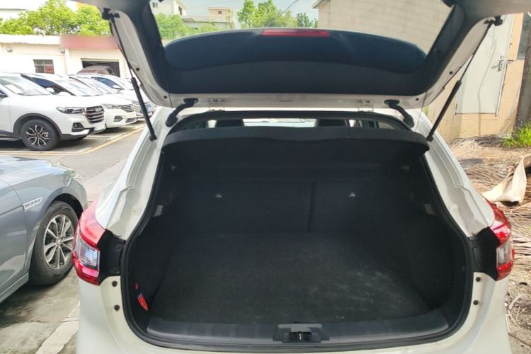 Used Nissan Qashqai 2022 2.0L CVT XV Premier Luxury Edition Trunk