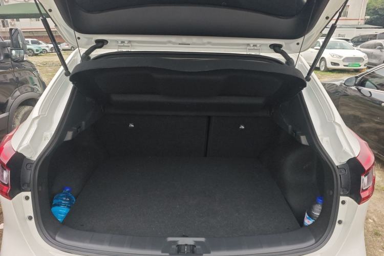 Used Nissan Qashqai 2022 2.0L CVT XV Premier Luxury Edition Trunk