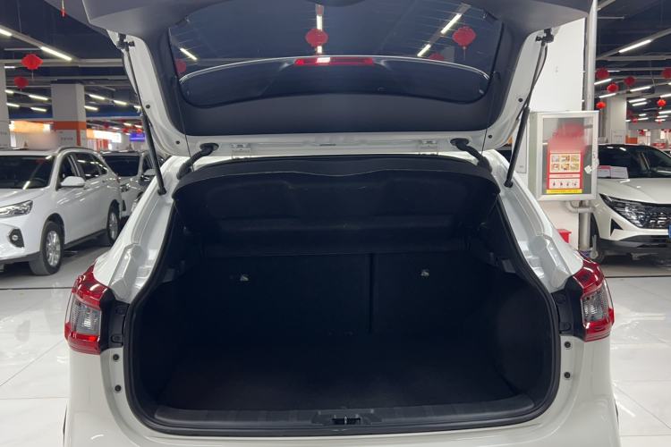 Used Nissan Qashqai 2022 2.0L CVT XV Premier Luxury Edition Trunk
