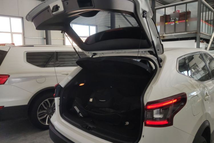 Used Nissan Qashqai 2022 2.0L CVT XV Smart Enjoyment Version Trunk