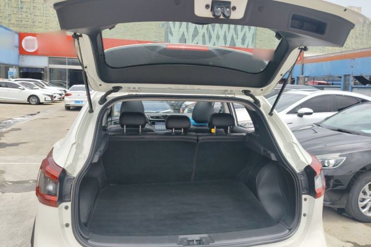 Used Nissan Qashqai 2022 2.0L CVT XV Premier Luxury Edition Trunk