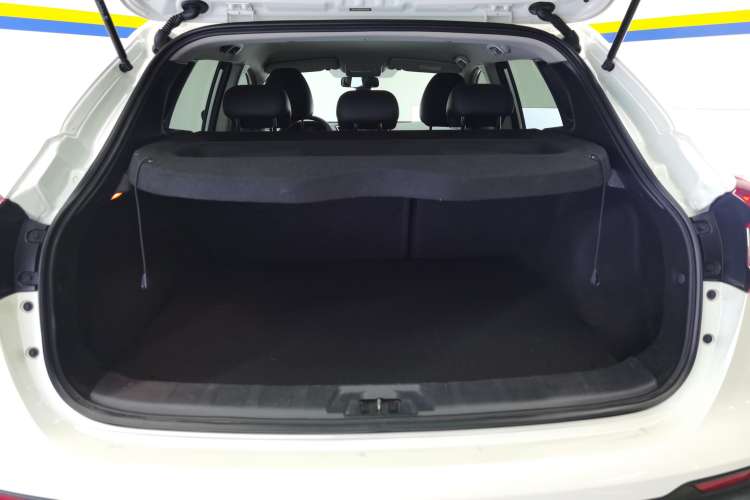 Used Nissan Qashqai 2022 2.0L CVT XV Smart Enjoyment Version Trunk