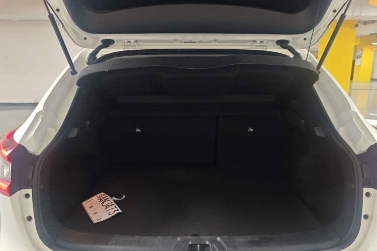 Used Nissan Qashqai 2022 2.0L CVT XV Premier Luxury Edition Trunk