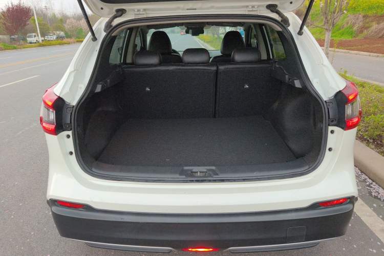 Used Nissan Qashqai 2022 2.0L CVT XV Smart Enjoyment Version Trunk