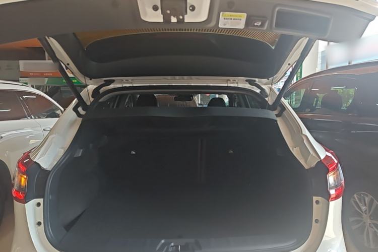 Used Nissan Qashqai 2022 2.0L CVT XV Premier Luxury Edition Trunk