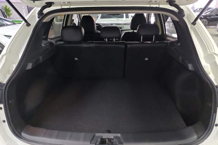 Used Nissan Qashqai 2022 2.0L CVT XV Premier Luxury Edition Trunk