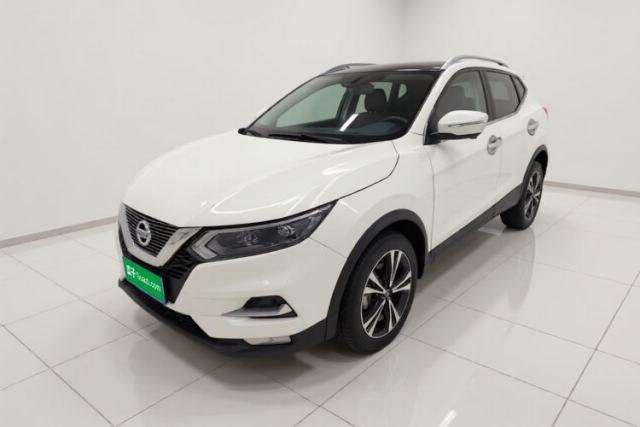 Ojetý Nissan Qashqai 2022 2.0L CVT XV Premier Luxury Edition