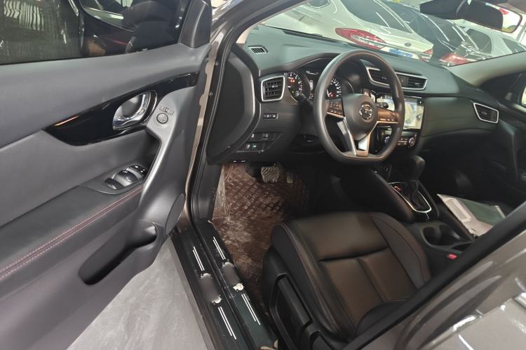 Used Nissan Qashqai 2022 2.0L CVT XV Smart Enjoyment Version Driver Seat