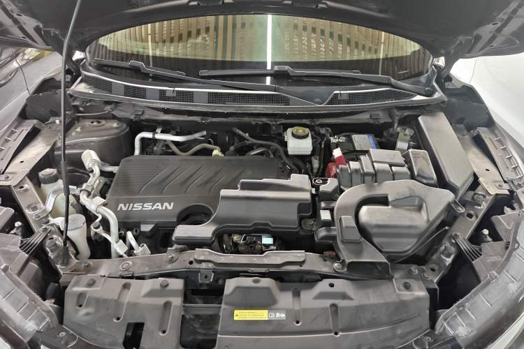 Used Nissan Qashqai 2022 2.0L CVT XV Smart Enjoyment Version Engine Bay