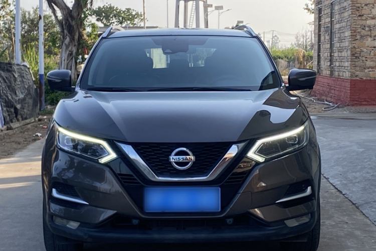 Used Nissan Qashqai 2022 2.0L CVT XV Premier Luxury Edition Exterior 2