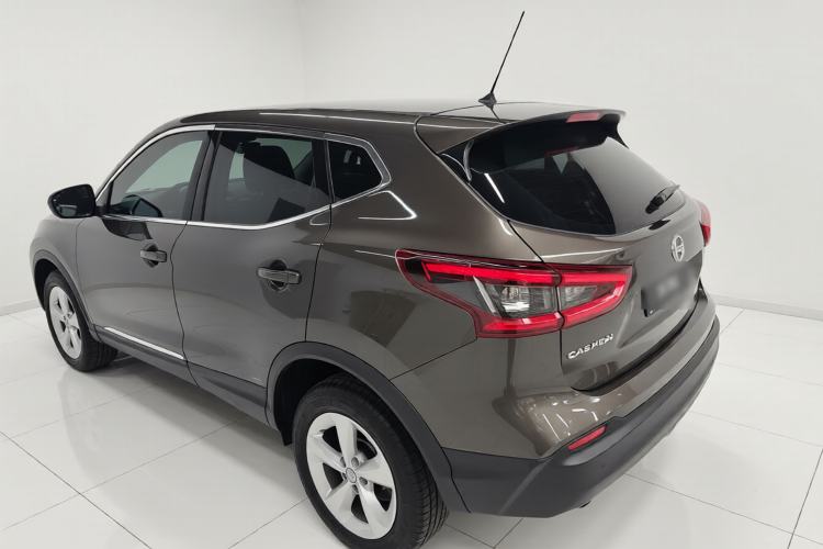 Used Nissan Qashqai 2022 2.0L CVT XV Smart Enjoyment Version Exterior 2