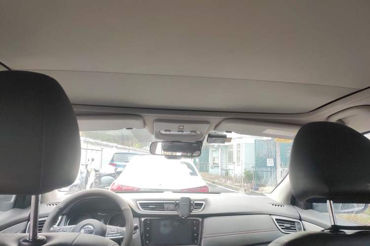 Used Nissan Qashqai 2022 2.0L CVT XV Premier Luxury Edition Headliner
