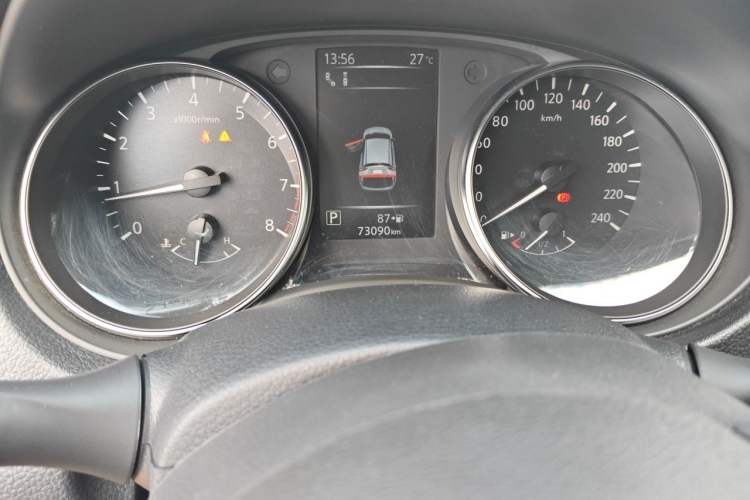 Used Nissan Qashqai 2022 2.0L CVT XV Premier Luxury Edition Odometer Close Up