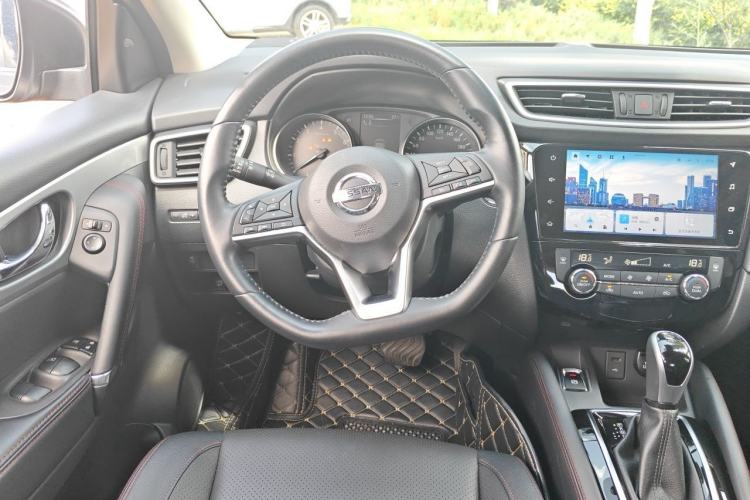 Used Nissan Qashqai 2022 2.0L CVT XV Premier Luxury Edition Steering Wheel