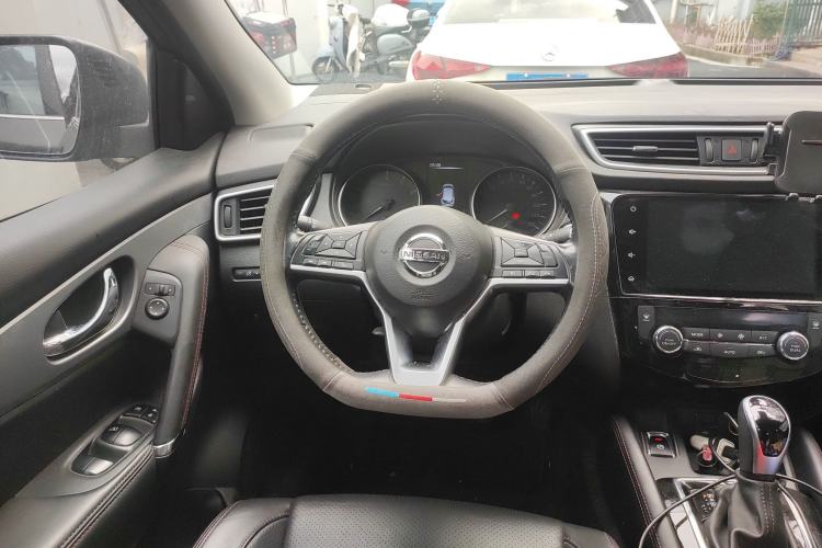 Used Nissan Qashqai 2022 2.0L CVT XV Premier Luxury Edition Steering Wheel