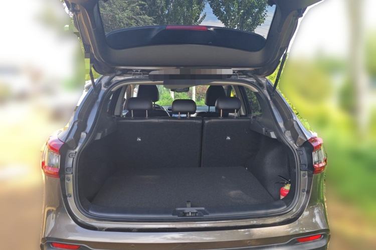 Used Nissan Qashqai 2022 2.0L CVT XV Premier Luxury Edition Trunk