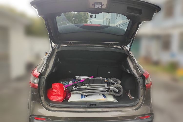 Used Nissan Qashqai 2022 2.0L CVT XV Premier Luxury Edition Trunk