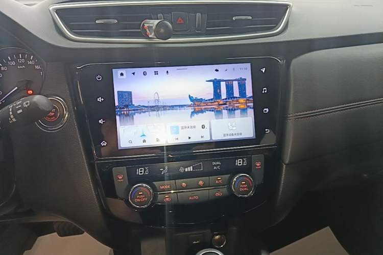 Used Nissan Qashqai 2023 Classic 2.0L CVT XV Comfort Edition Audio And AC Panel
