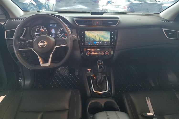 Used Nissan Qashqai 2023 Classic 2.0L CVT XV Comfort Edition Center Console