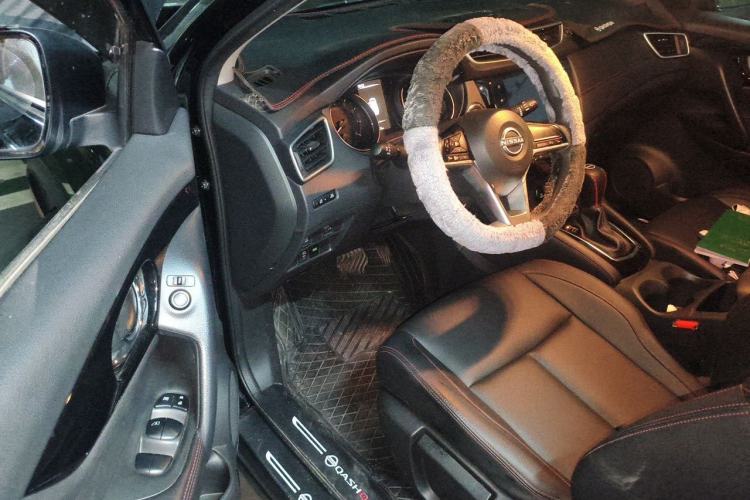 Used Nissan Qashqai 2023 Classic 2.0L CVT XV Comfort Edition Driver Seat