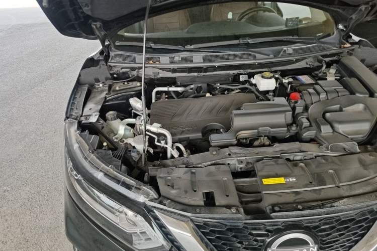 Used Nissan Qashqai 2023 Classic 2.0L CVT XV Comfort Edition Engine Bay Right