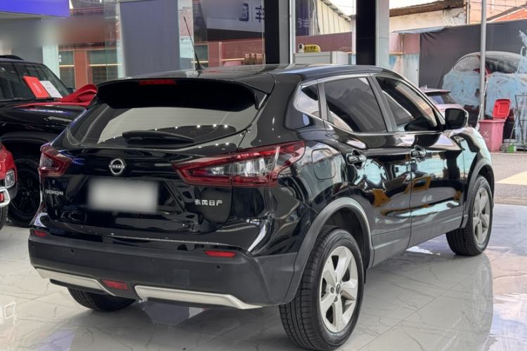 Used Nissan Qashqai 2023 Classic 2.0L CVT XV Comfort Edition Exterior 2