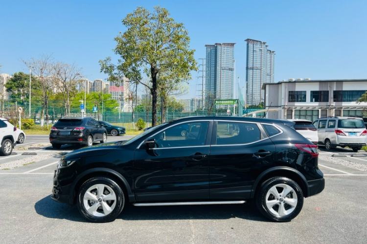 Used Nissan Qashqai 2023 Classic 2.0L CVT XV Comfort Edition Exterior 6