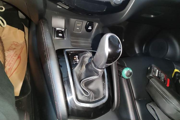 Used Nissan Qashqai 2023 Classic 2.0L CVT XV Comfort Edition Gear Lever
