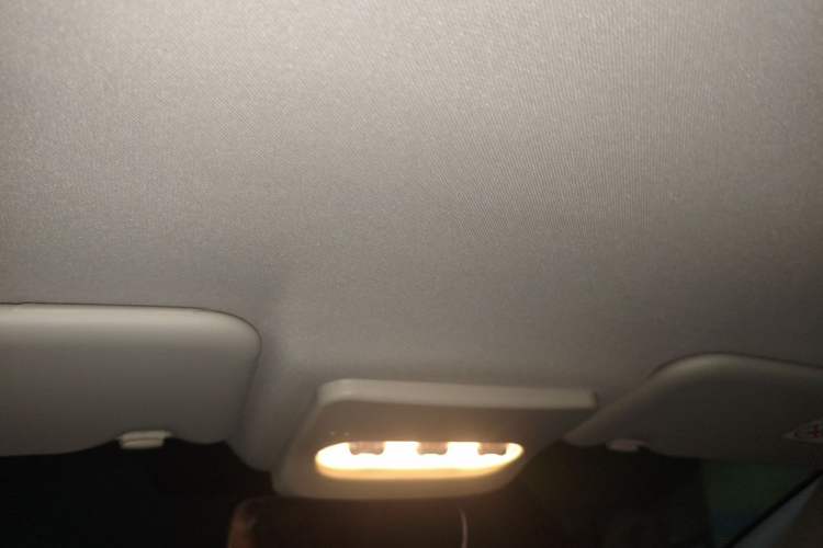 Used Nissan Qashqai 2023 Classic 2.0L CVT XV Comfort Edition Headliner