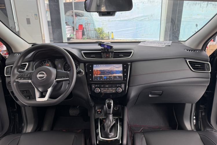Used Nissan Qashqai 2023 Classic 2.0L CVT XV Comfort Edition Interior 1