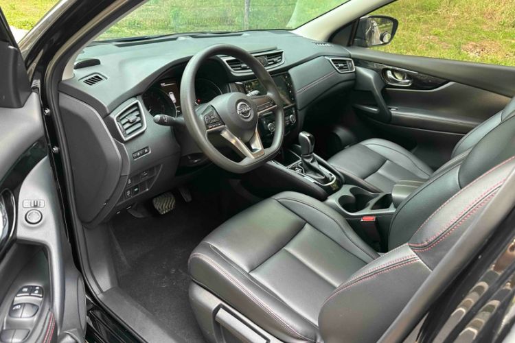 Used Nissan Qashqai 2023 Classic 2.0L CVT XV Comfort Edition Interior 2
