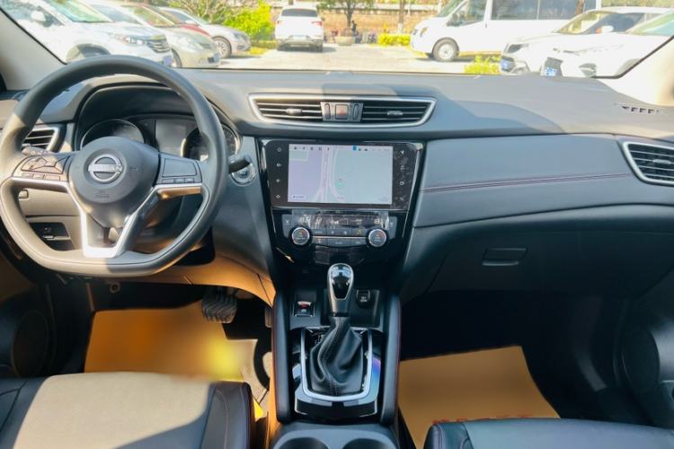 Used Nissan Qashqai 2023 Classic 2.0L CVT XV Comfort Edition Interior 2