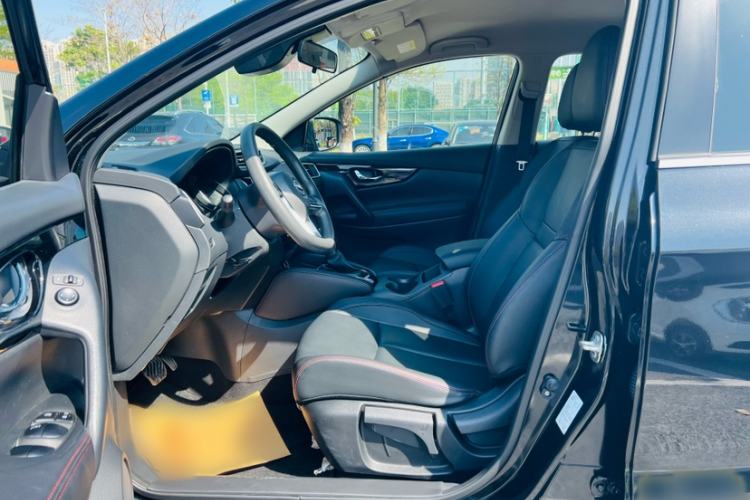 Used Nissan Qashqai 2023 Classic 2.0L CVT XV Comfort Edition Interior 3