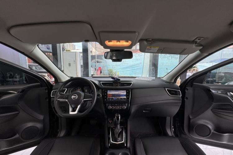 Used Nissan Qashqai 2023 Classic 2.0L CVT XV Comfort Edition Interior 3
