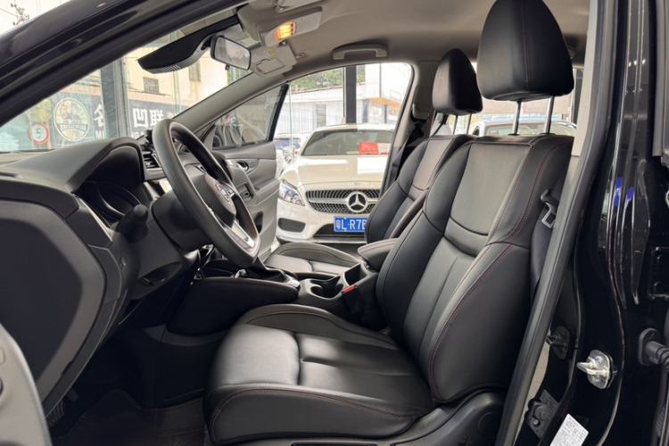 Used Nissan Qashqai 2023 Classic 2.0L CVT XV Comfort Edition Interior 4