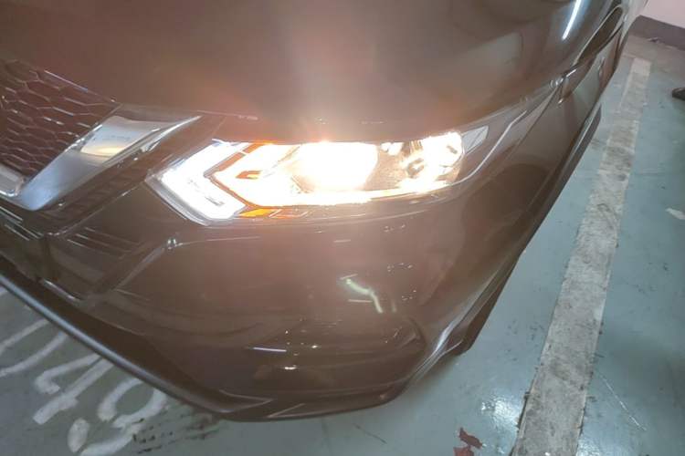 Used Nissan Qashqai 2023 Classic 2.0L CVT XV Comfort Edition Left Front Headlight