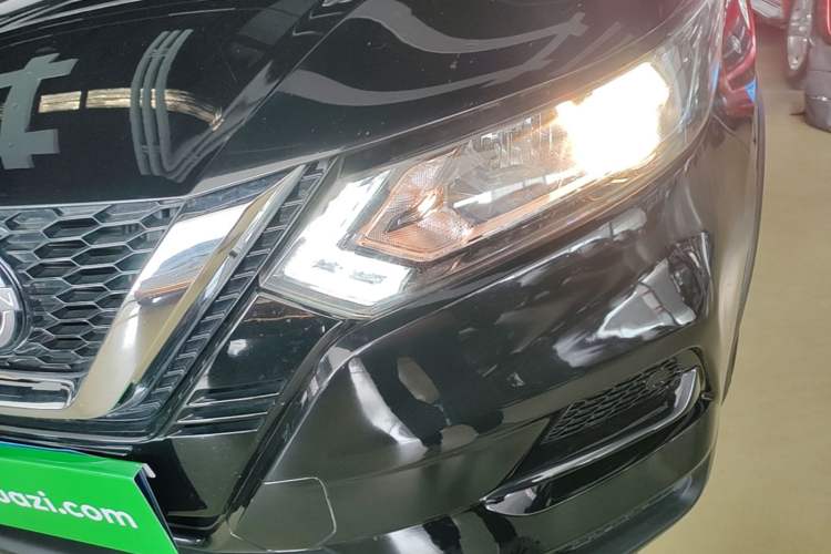 Used Nissan Qashqai 2023 Classic 2.0L CVT XV Comfort Edition Left Front Headlight