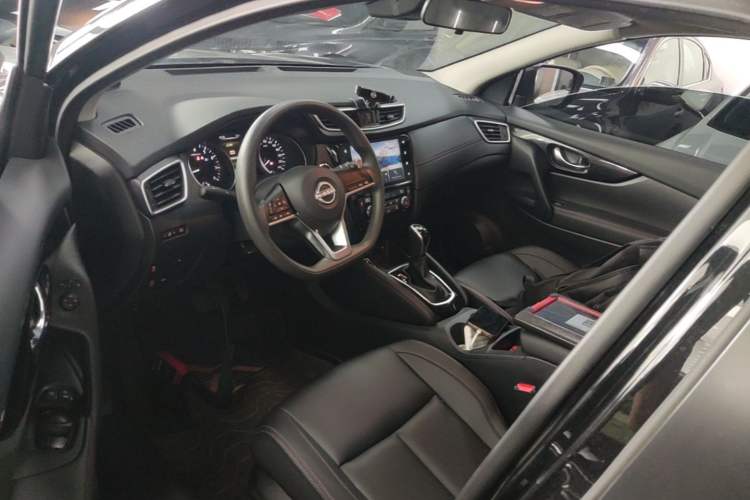 Used Nissan Qashqai 2023 Classic 2.0L CVT XV Comfort Edition Left Front Seat