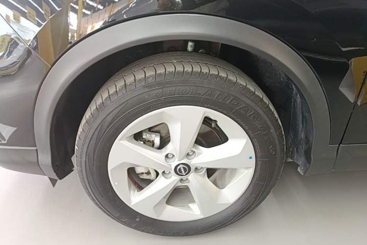 Used Nissan Qashqai 2023 Classic 2.0L CVT XV Comfort Edition Left Front Wheel Hub