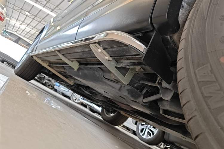 Used Nissan Qashqai 2023 Classic 2.0L CVT XV Comfort Edition Left Side Sill