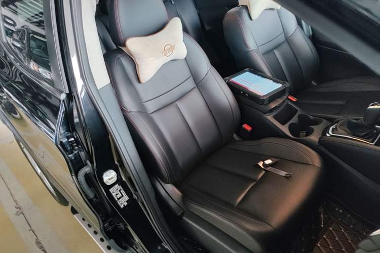 Used Nissan Qashqai 2023 Classic 2.0L CVT XV Comfort Edition Right Front Seat