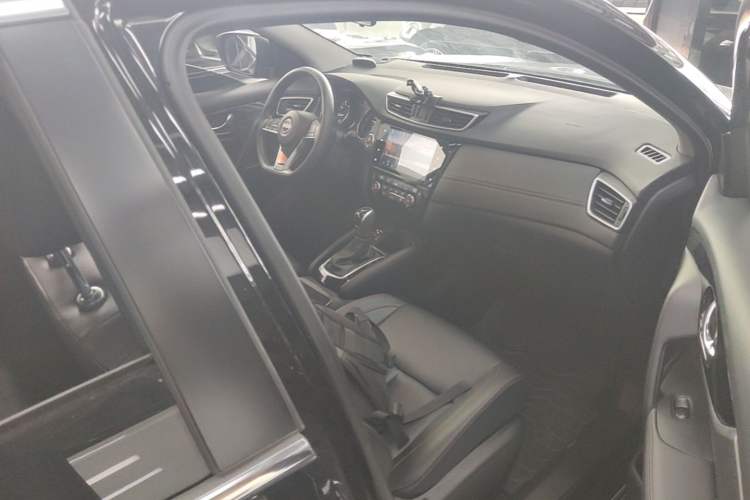 Used Nissan Qashqai 2023 Classic 2.0L CVT XV Comfort Edition Right Front Seat