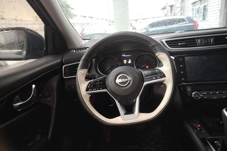 Used Nissan Qashqai 2023 Classic 2.0L CVT XV Comfort Edition Steering Wheel