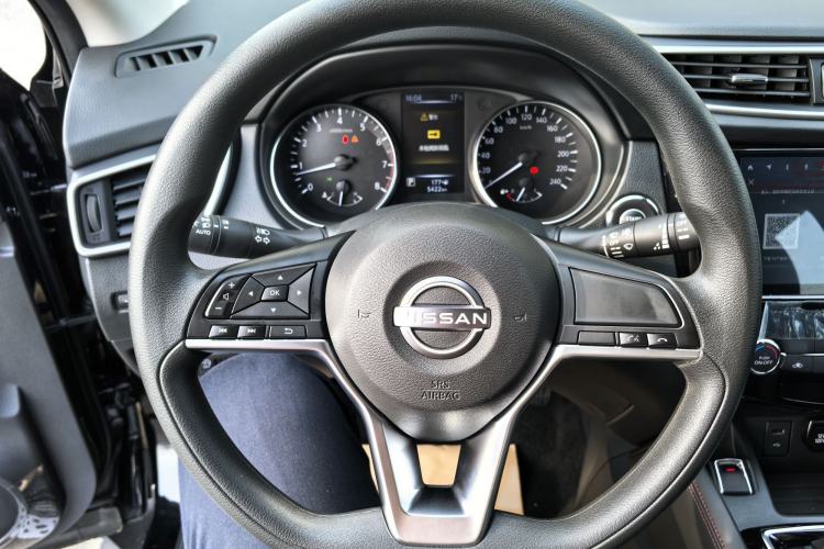 Used Nissan Qashqai 2023 Classic 2.0L CVT XV Comfort Edition Steering Wheel