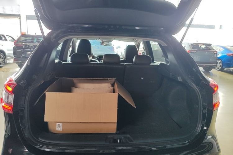 Used Nissan Qashqai 2023 Classic 2.0L CVT XV Comfort Edition Trunk