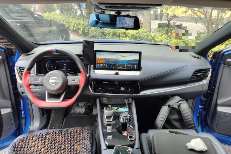 Used Nissan Qashqai 2023 1.3T CVT Navigation Edition Center Console