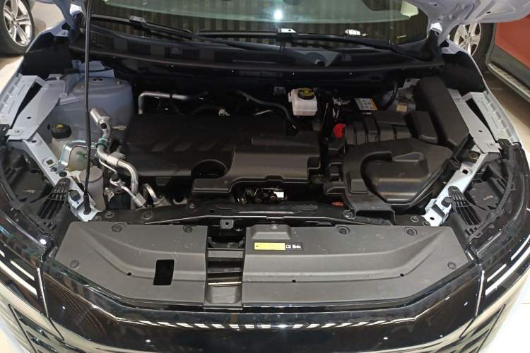 Used Nissan Qashqai 2023 Classic 2.0L CVT XV+ Leading Edition Engine Bay