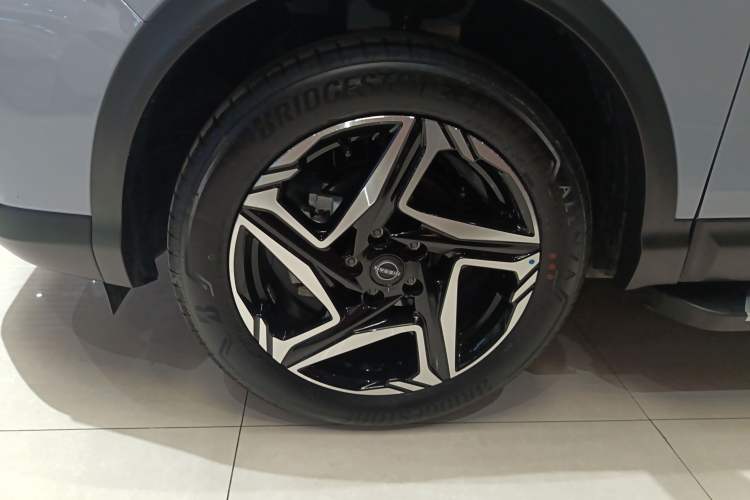 Used Nissan Qashqai 2023 Classic 2.0L CVT XV+ Leading Edition Exterior 4