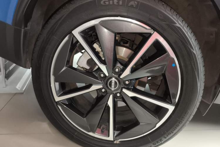 Used Nissan Qashqai 2023 1.3T CVT Flagship Edition Exterior 8